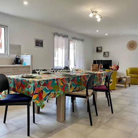 Дом отдыха Charmante Maison 3 Pres Des Plages Avec Jardin, Terrasse, Jeux, Garage Et - Fr-1-306-1221 Chauve