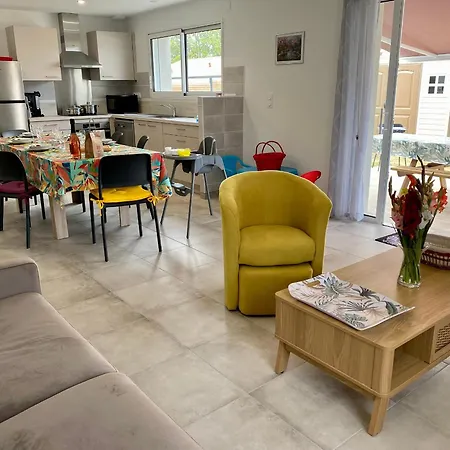 Charmante Maison 3 Pres Des Plages Avec Jardin, Terrasse, Jeux, Garage Et - Fr-1-306-1221 Chauve