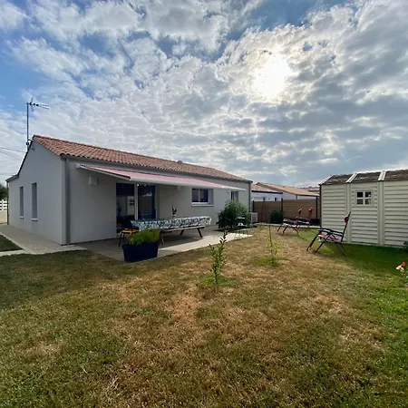 Charmante Maison 3 Pres Des Plages Avec Jardin, Terrasse, Jeux, Garage Et - Fr-1-306-1221 Holiday home Chauve